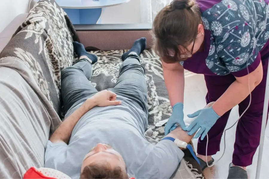 Срочный вывод из запоя в Кирово-Чепецке: быстро, недорого